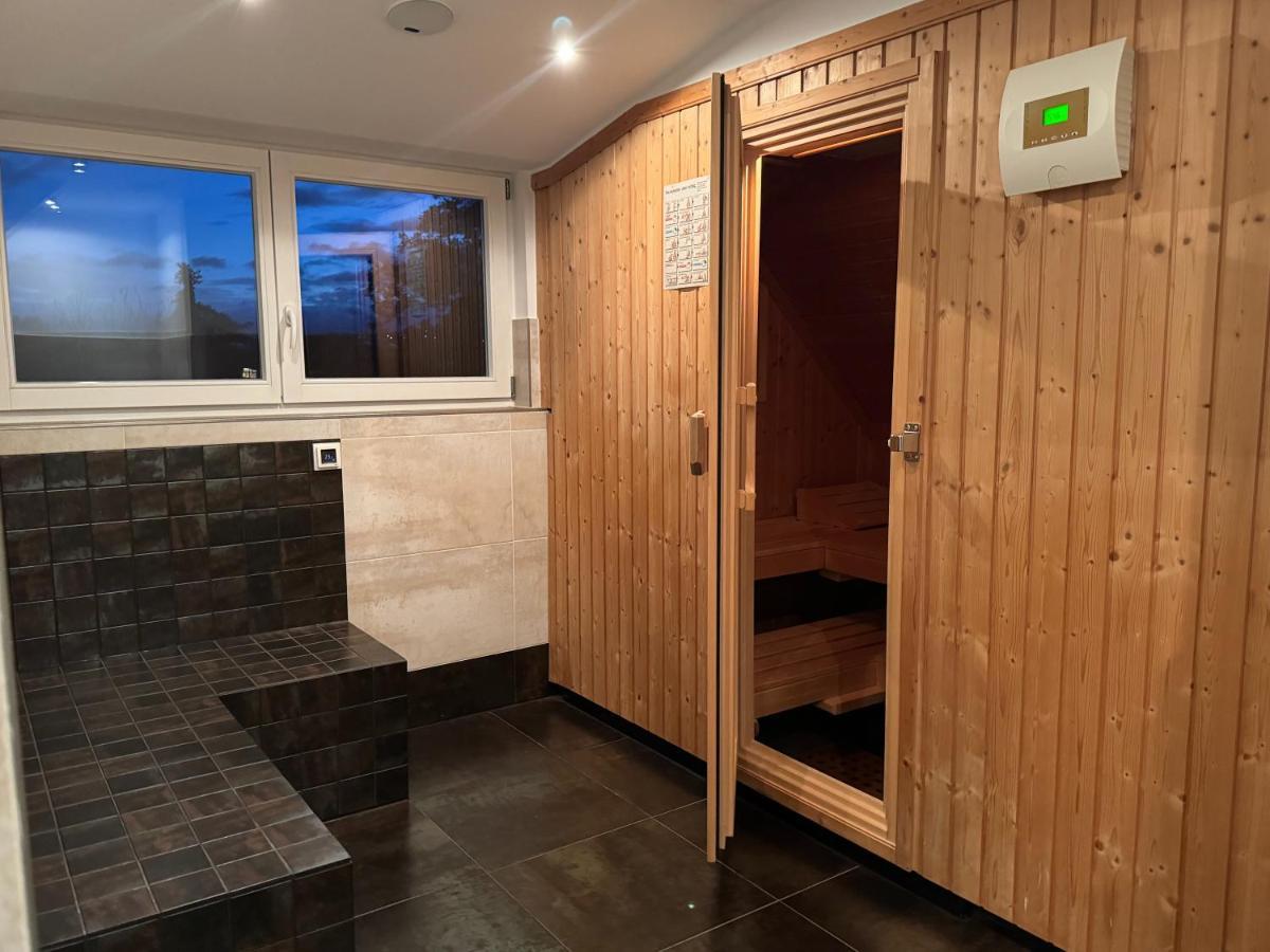Traumtor Lodge: Saxon-Bohemian Retreat with Sauna, Whirlpool & Panoramic Views Dresden Exterior photo