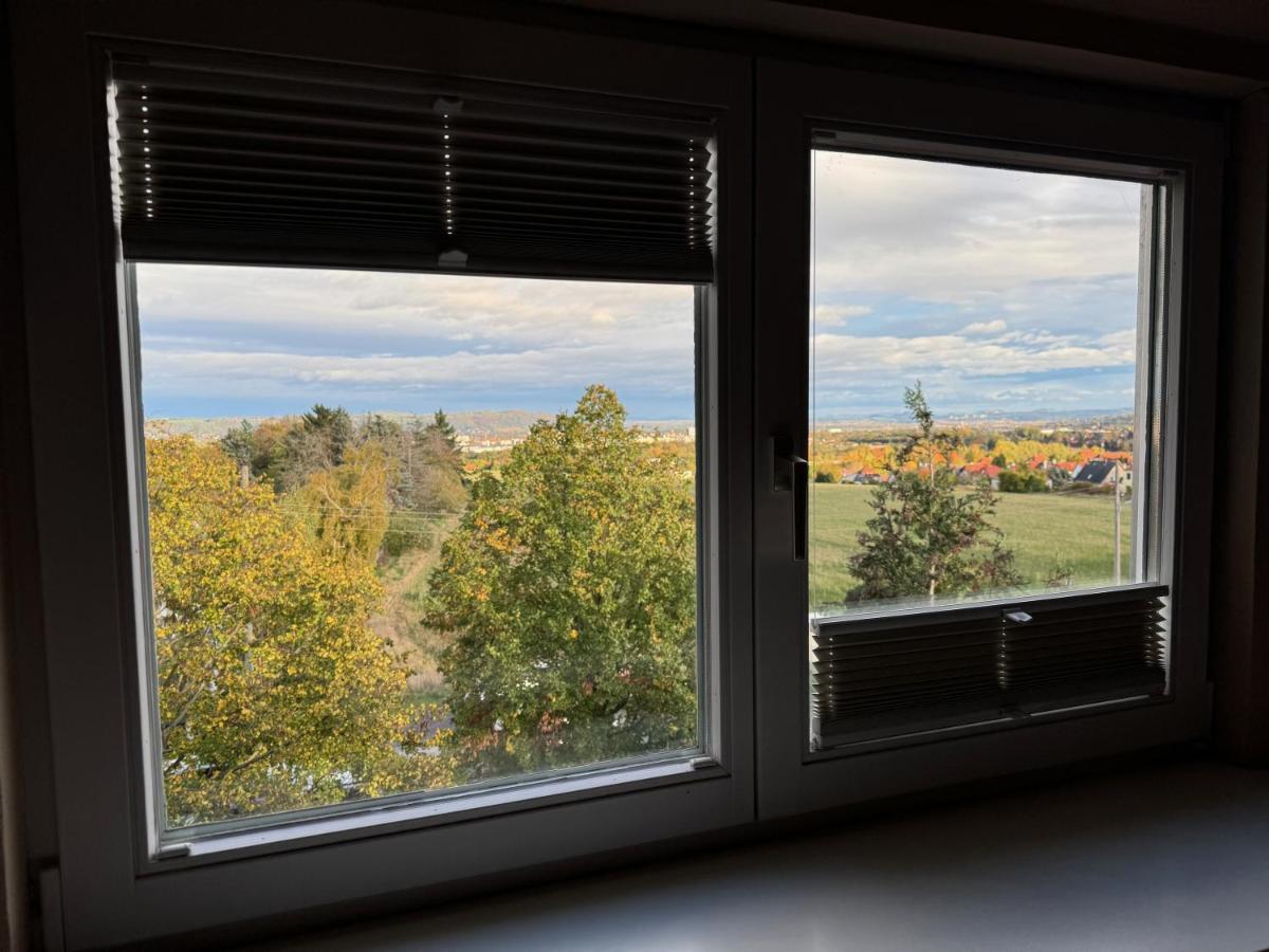 Traumtor Lodge: Saxon-Bohemian Retreat with Sauna, Whirlpool & Panoramic Views Dresden Exterior photo